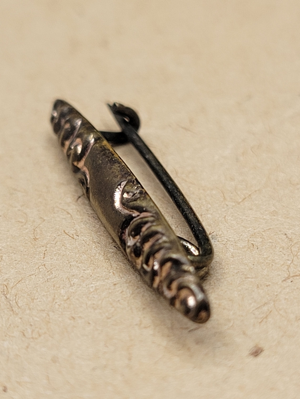 Vintage Ornate Gold-Tone Safety Pin Brooch C-Clasp Closure